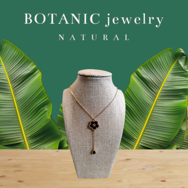 Collier fleur noire- acier inoxydable